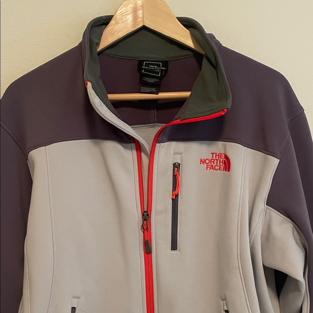 The North Face Two-Tone Jacket with Orange Zipper Size Large Worn - Picture 5 of 10